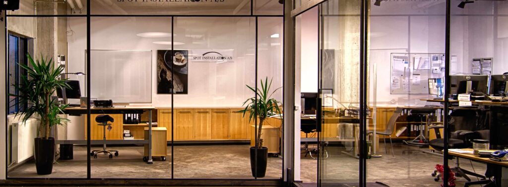 Cropped O55B1281 HDR 1024x378